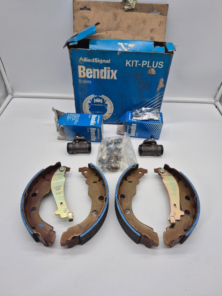 Kit frein AR Peugeot 406 LesAnciennes.com