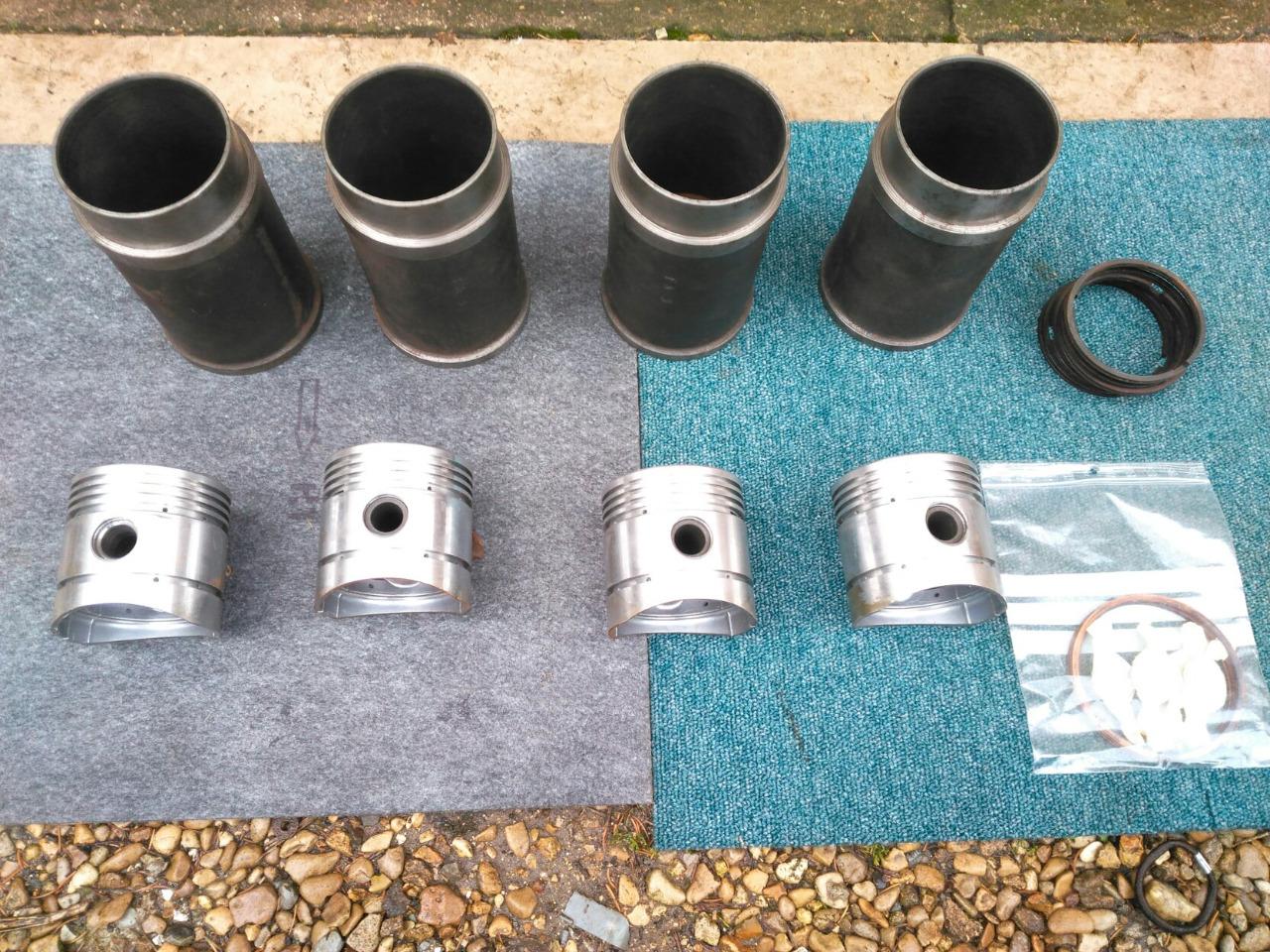 Pièces RENAULT Frégate LesAnciennes.com