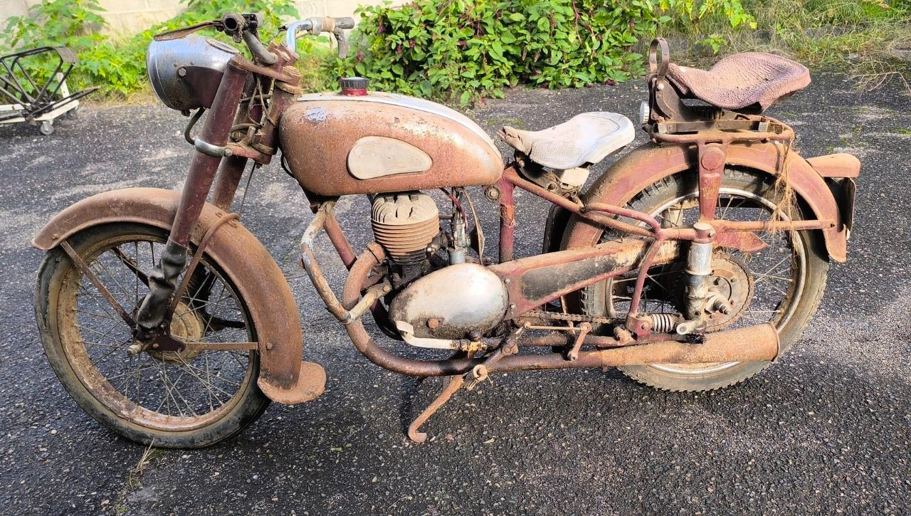 AUTOMOTO 200 AGL4 - 1953 LesAnciennes.com