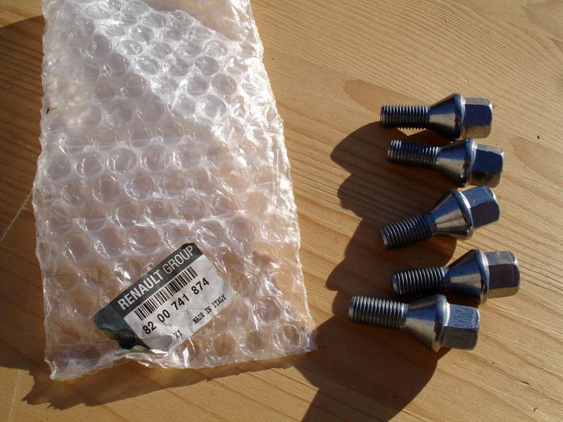 Boulons de roues RENAULT Megane Scenic LesAnciennes.com