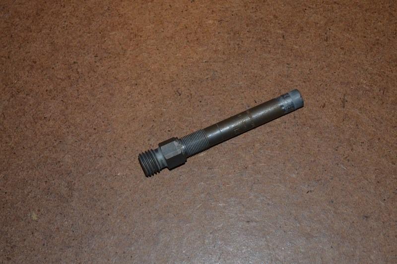 Lot 4 Injecteurs PORSCHE 924 Turbo LesAnciennes.com