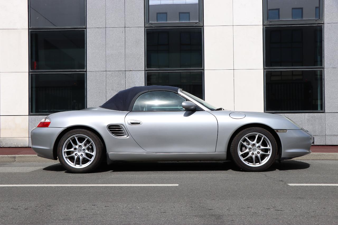 PORSCHE Boxster 2.7 - 2003 LesAnciennes.com
