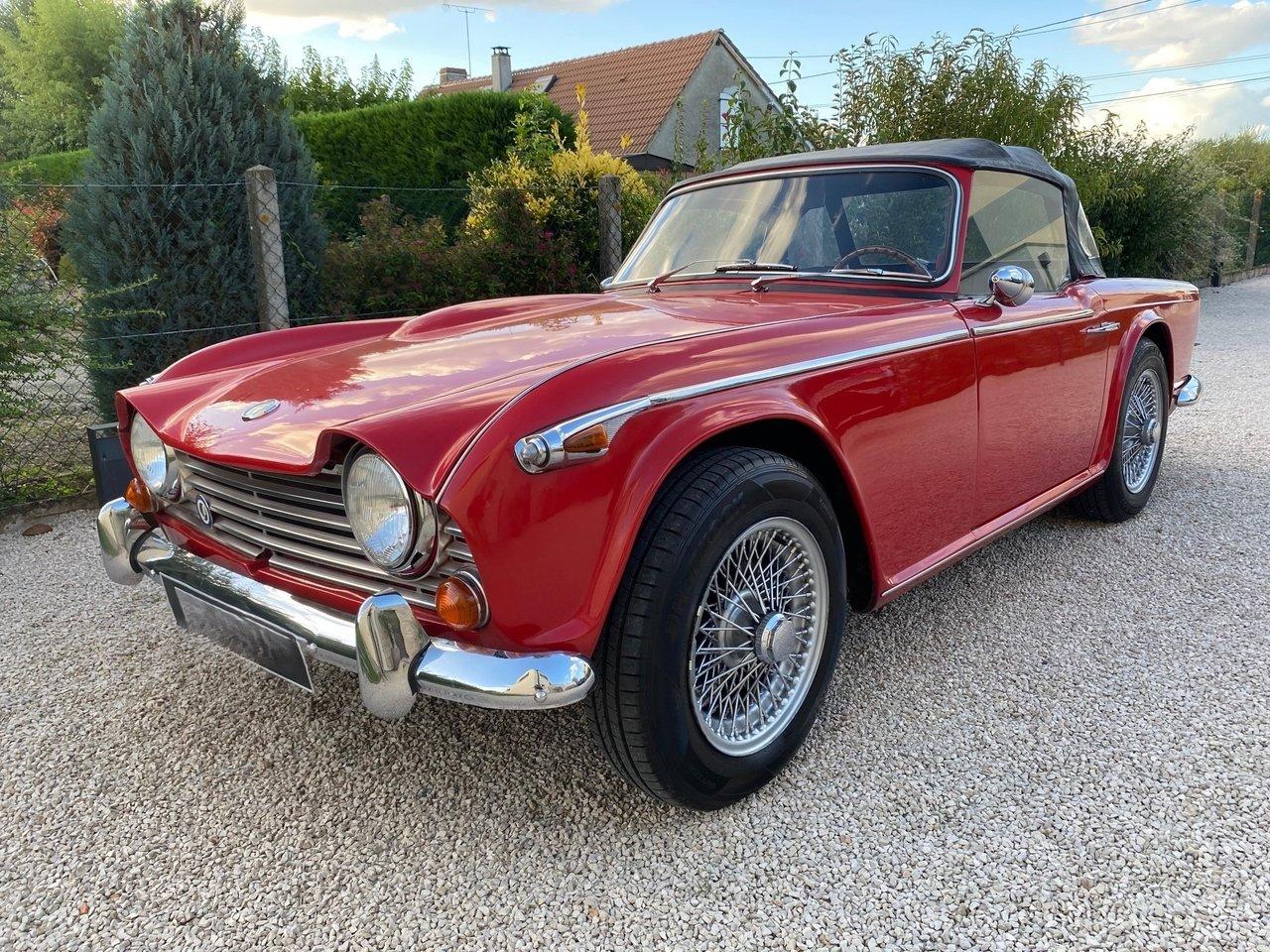 1965 Triumph TR4A LesAnciennes.com