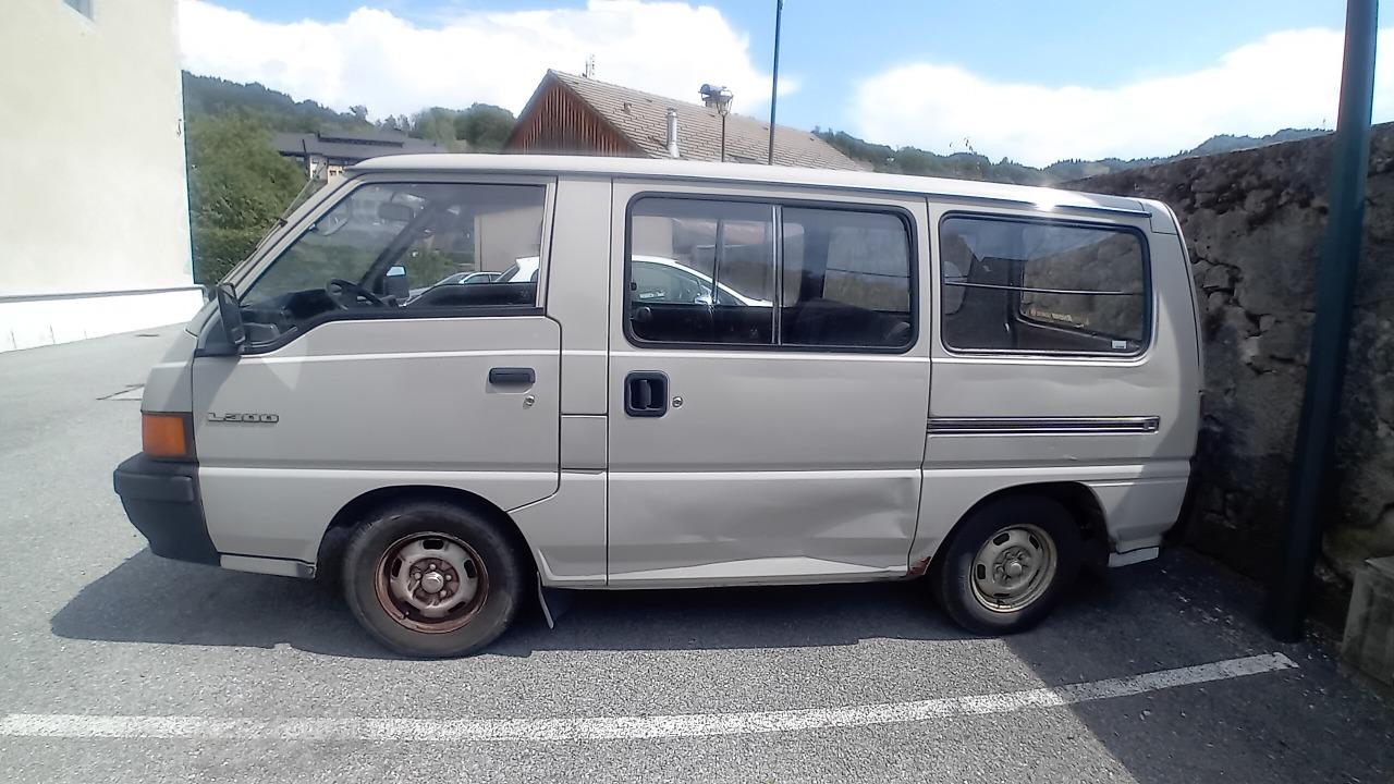 MITSUBISHI L300 Combien 6 places - 1990 LesAnciennes.com