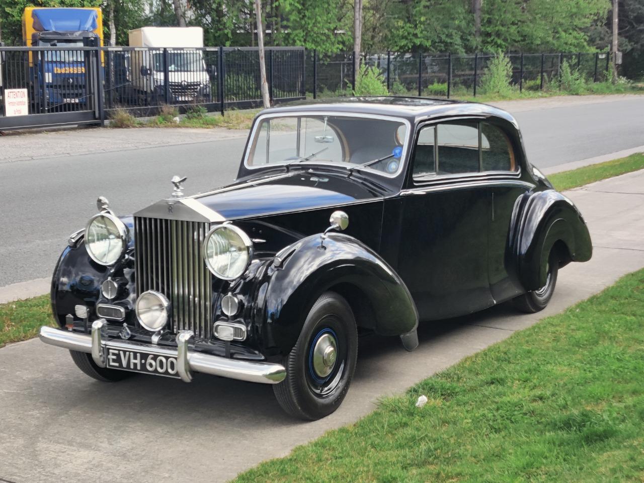 ROLLS ROYCE Silver Wraith Fixed Head Coupé - 1949 LesAnciennes.com