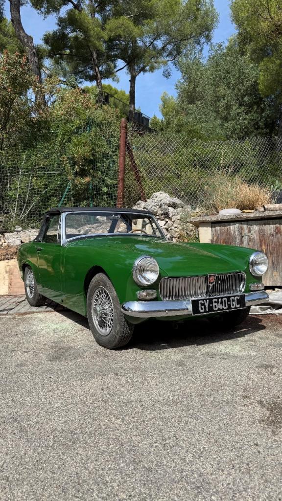 MG Midget - 1969 LesAnciennes.com