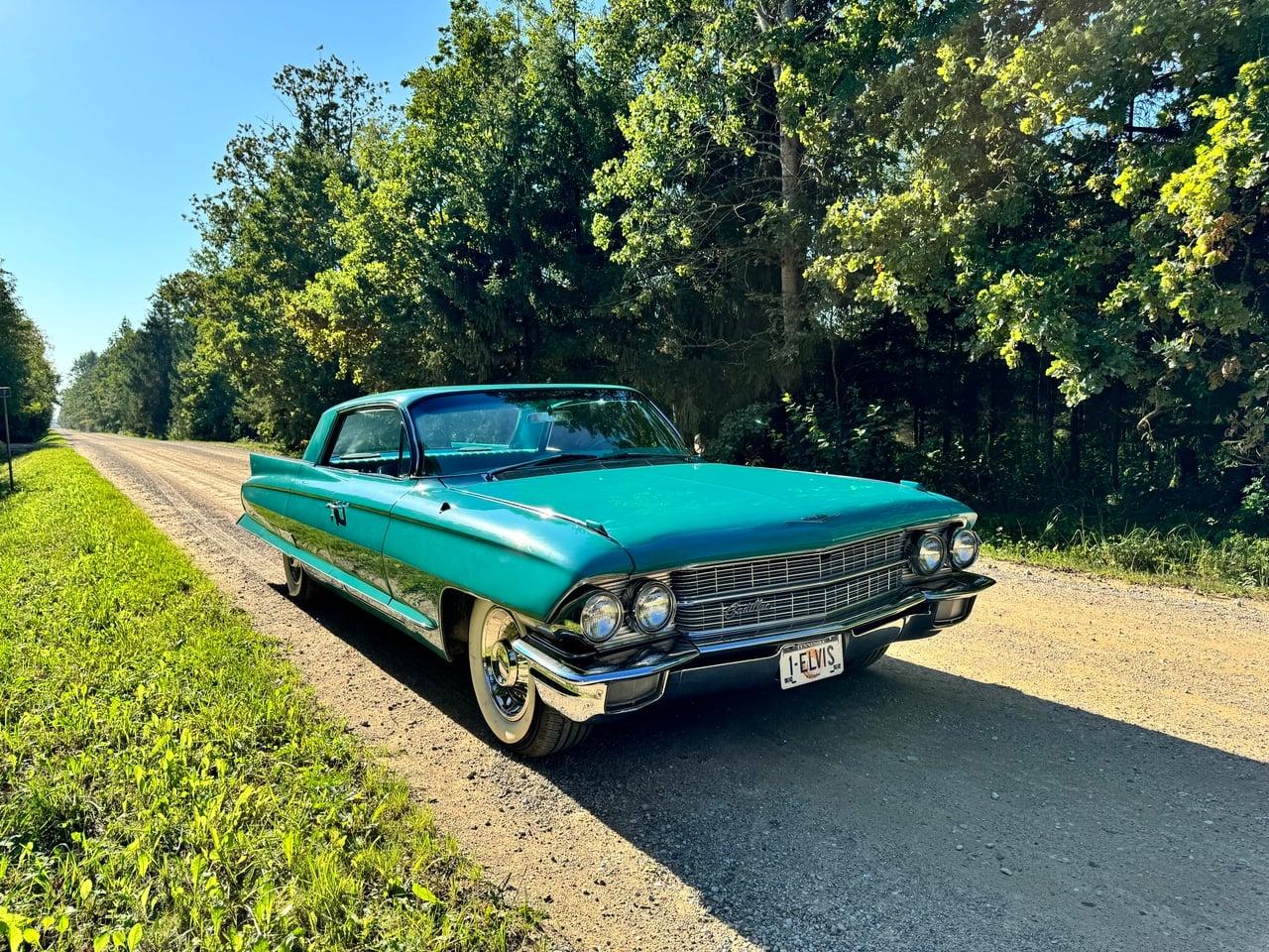 1962 Cadillac Sedan DeVille LesAnciennes.com