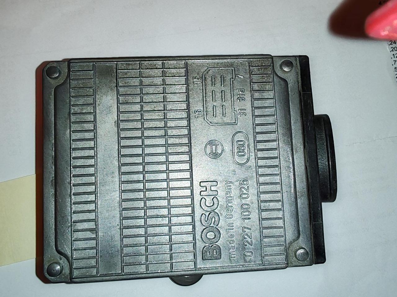 ES-boîtier d'allumage BMW E12 E21 E23 E24 LesAnciennes.com