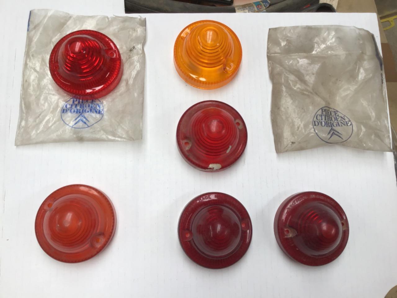 CABOCHONS AXO CITROEN 2CV HY DS ID BREAK AMI6 LesAnciennes.com