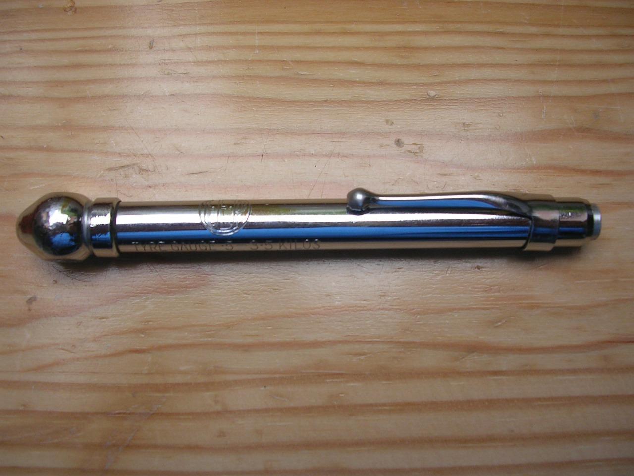 ANCIENNE JAUGE POUR PNEUS LesAnciennes.com