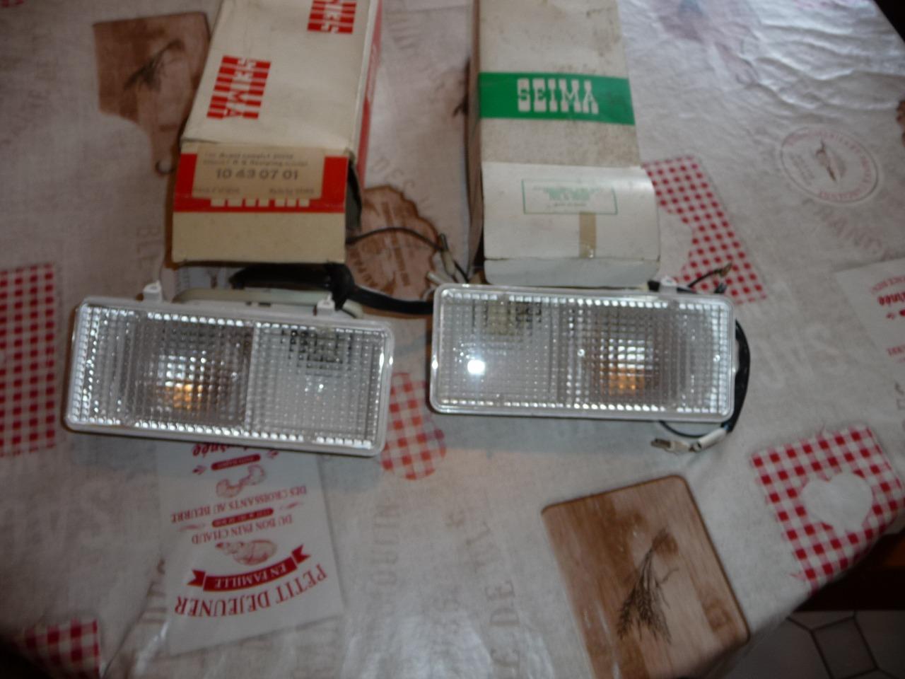 Clignotants RENAULT 6 (R6) LesAnciennes.com