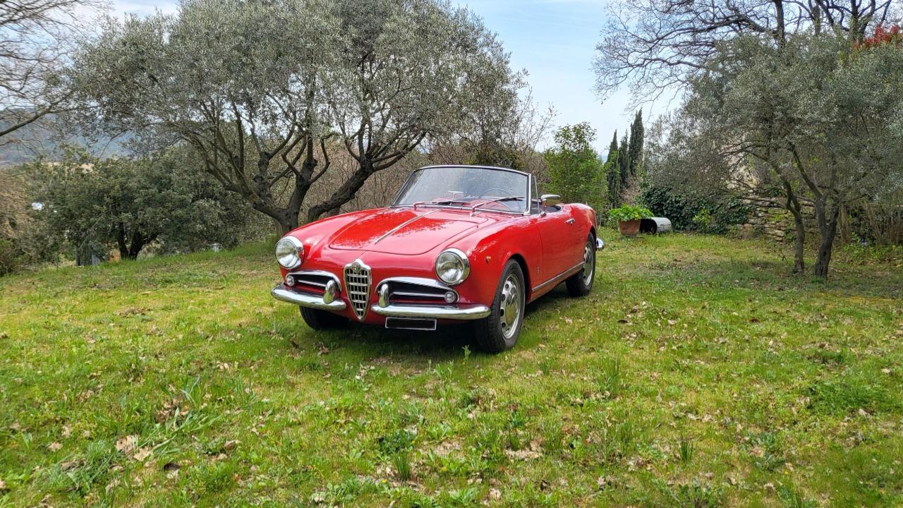 ALFA ROMEO Giulietta SPIDER - 1959 LesAnciennes.com