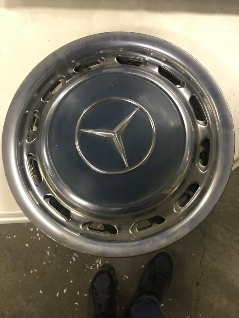 Pièces MERCEDES 280 SL Pagode LesAnciennes.com