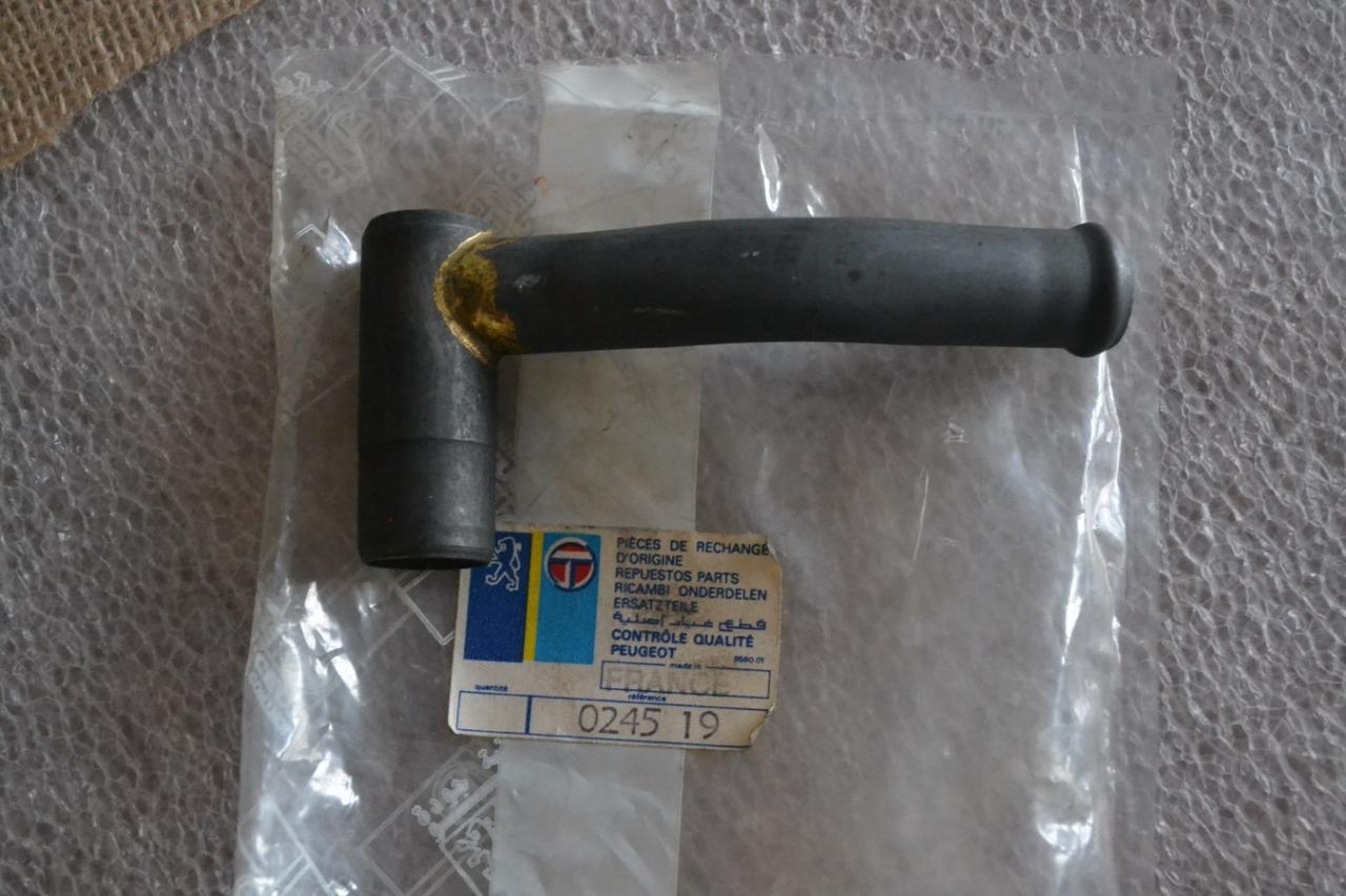 Tube de culasse, XV3, PEUGEOT 104 205, neuf LesAnciennes.com