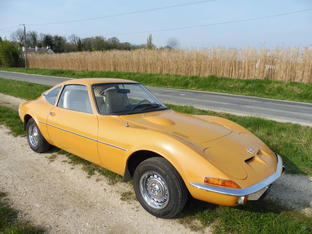 OPEL GT Coupé 1900 - 1971 LesAnciennes.com