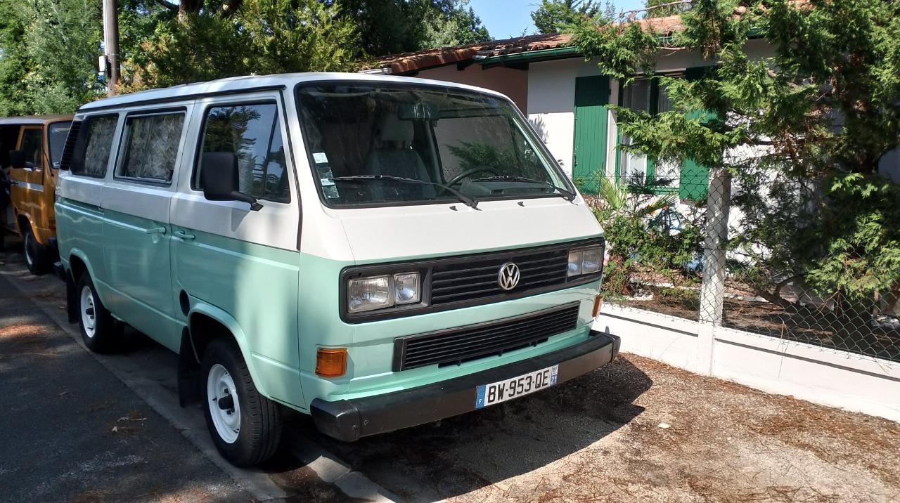 VOLKSWAGEN Combi Transporter - 1988 LesAnciennes.com