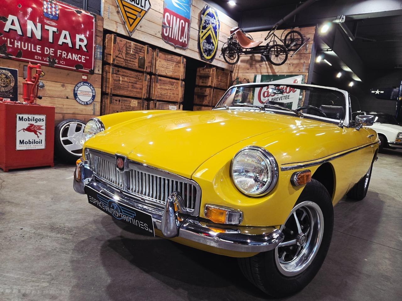 MG MGB 1.8 petits pare choc - 1978 LesAnciennes.com