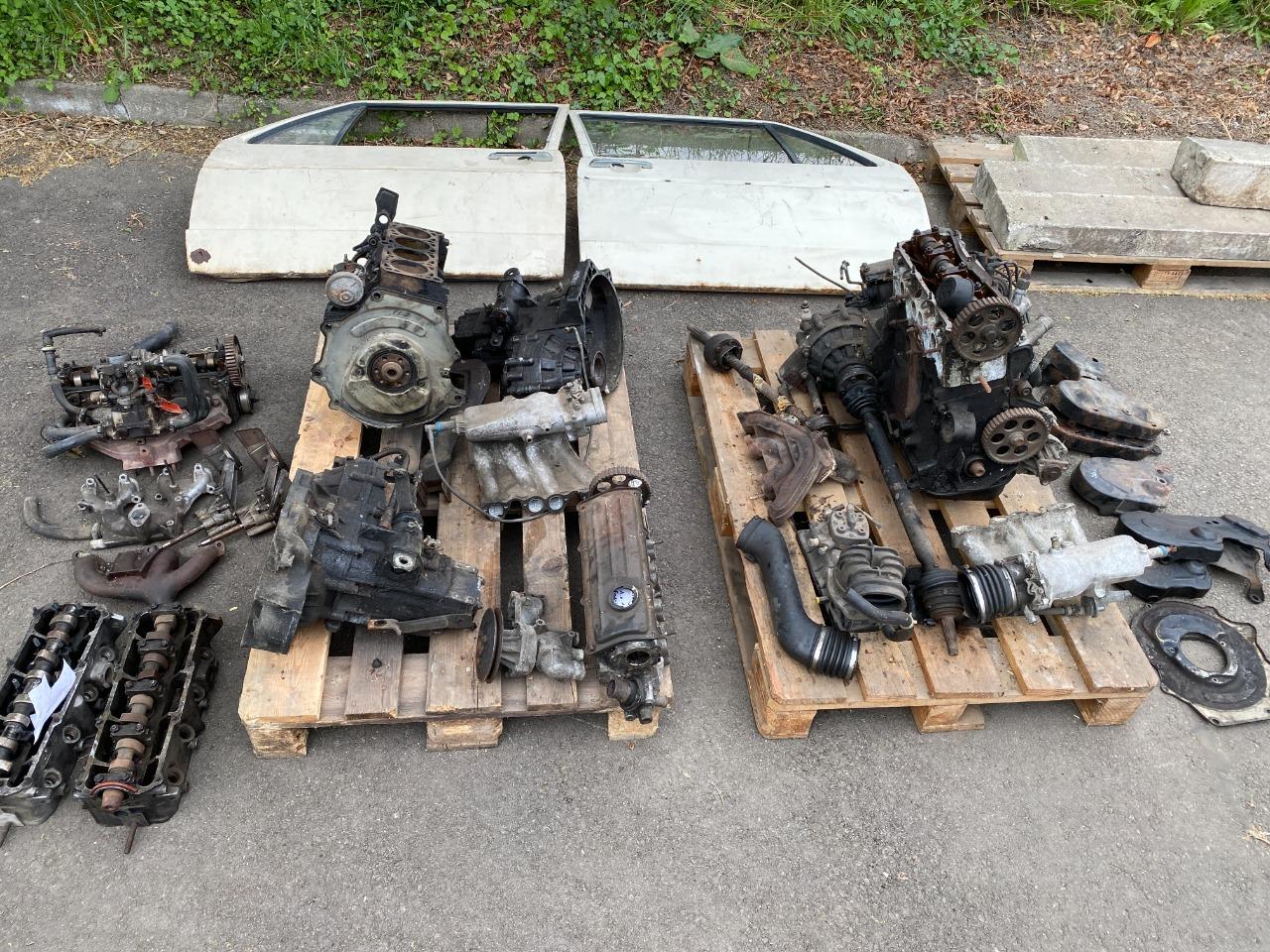 Lot de pièces VOLKSWAGEN 1600 GTI LesAnciennes.com