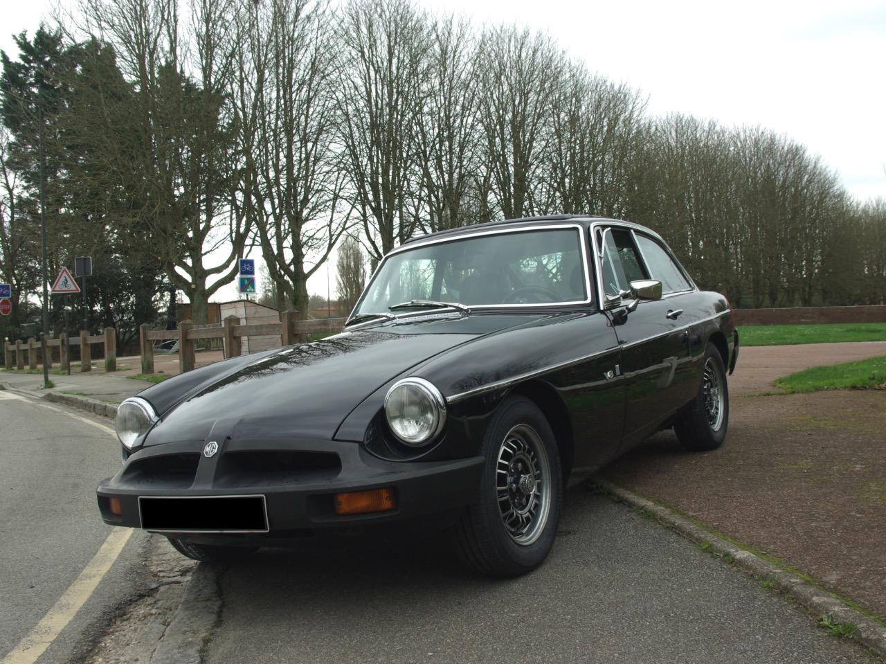 MG MGB GT V8 - 1976 LesAnciennes.com