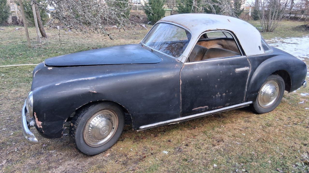 SIMCA 8 Sport - 1951 LesAnciennes.com