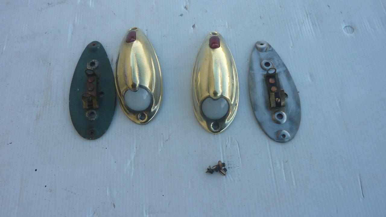 Feux d'ailes avant SIMCA 8 LesAnciennes.com