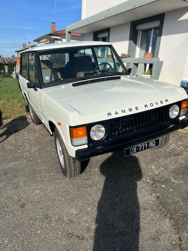 LAND ROVER Range Rover V8 .3 portes - 1984 LesAnciennes.com