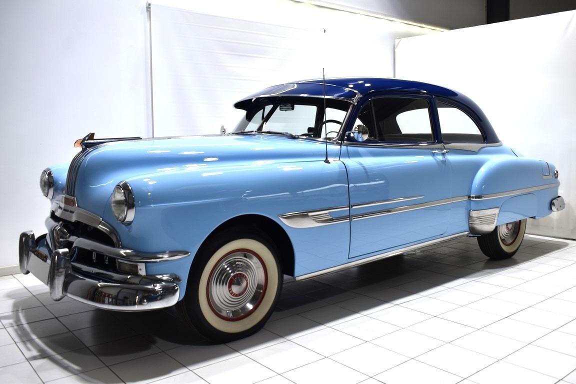 PONTIAC Chieftain SIE 27 - 1952 LesAnciennes.com