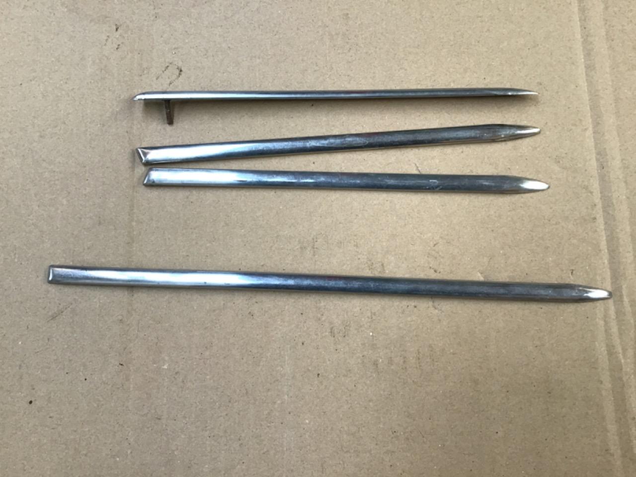 BAGUETTES D’AILES FINES CITROEN DS LesAnciennes.com