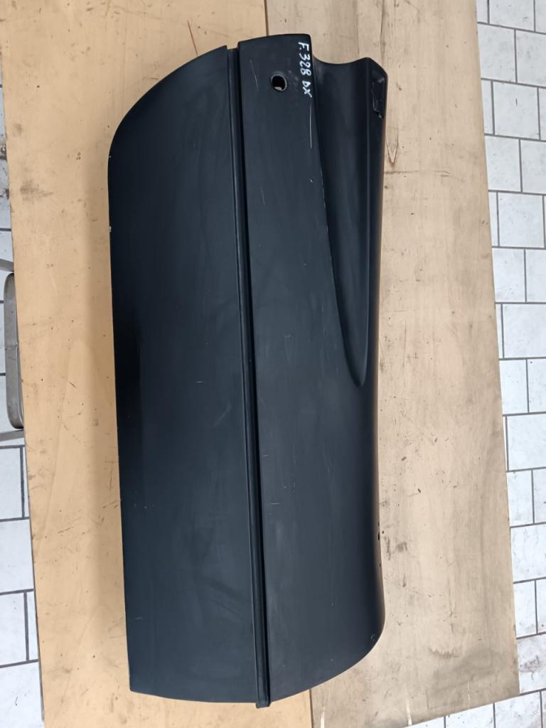 Porte droite Ferrari 328 LesAnciennes.com