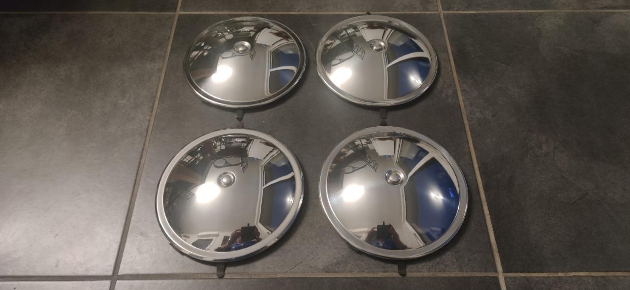 Enjoliveurs de roues CITROEN GS LesAnciennes.com