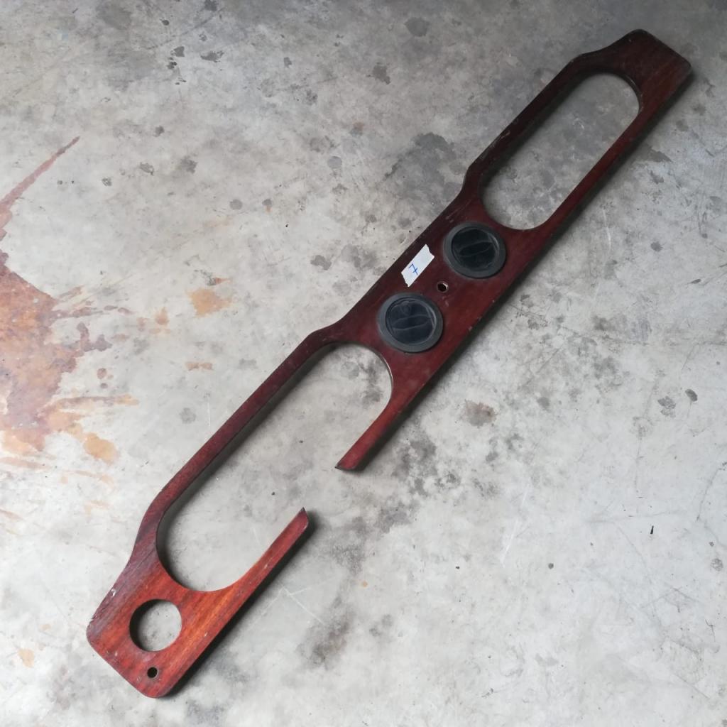 Bois pour tableau de bord Maserati Mexico LesAnciennes.com