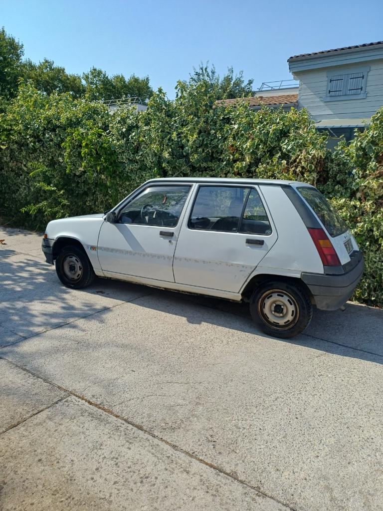 RENAULT Super 5 Campus - 1993 LesAnciennes.com