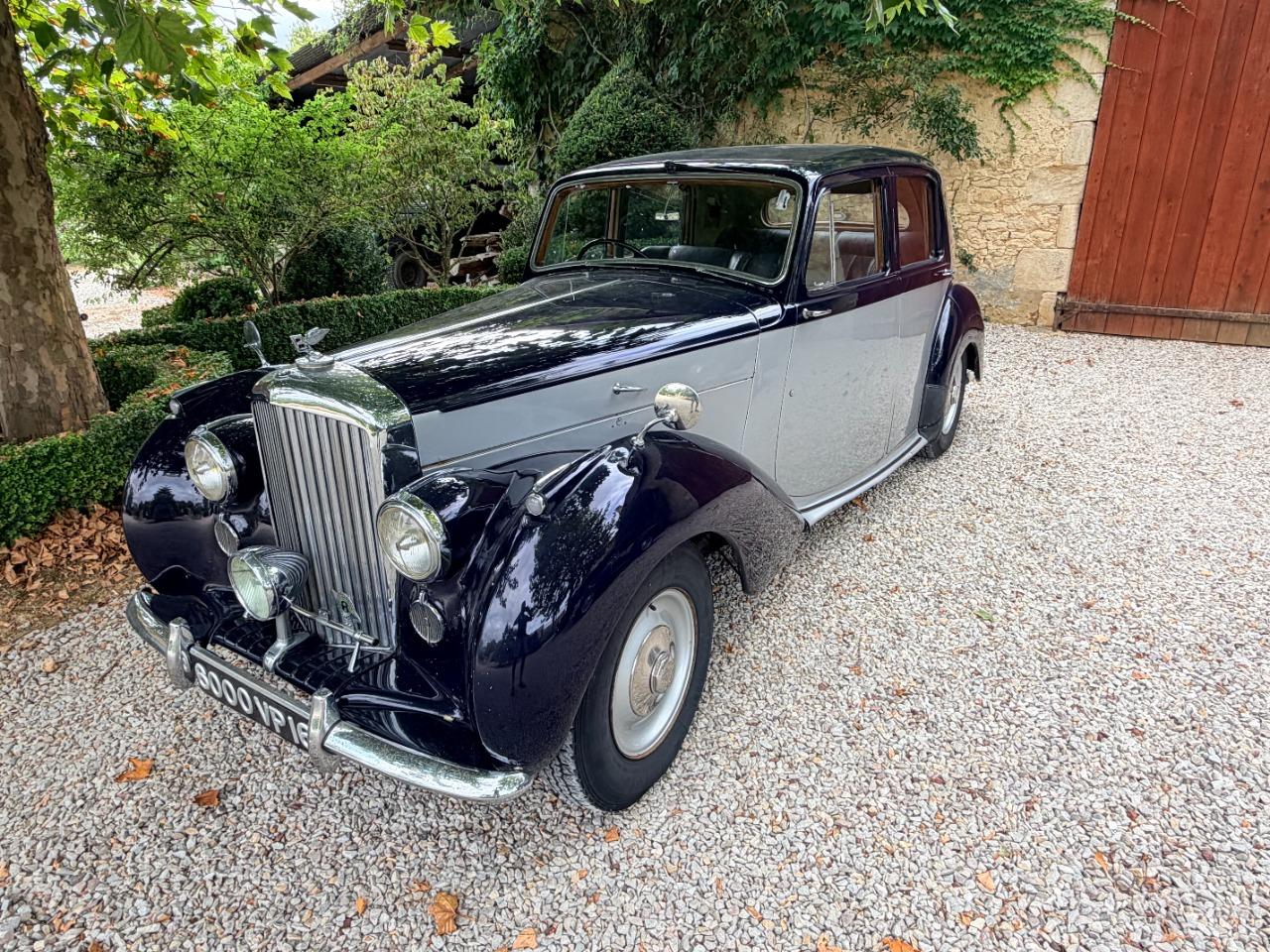 BENTLEY MK6 4,257 - 1948 LesAnciennes.com