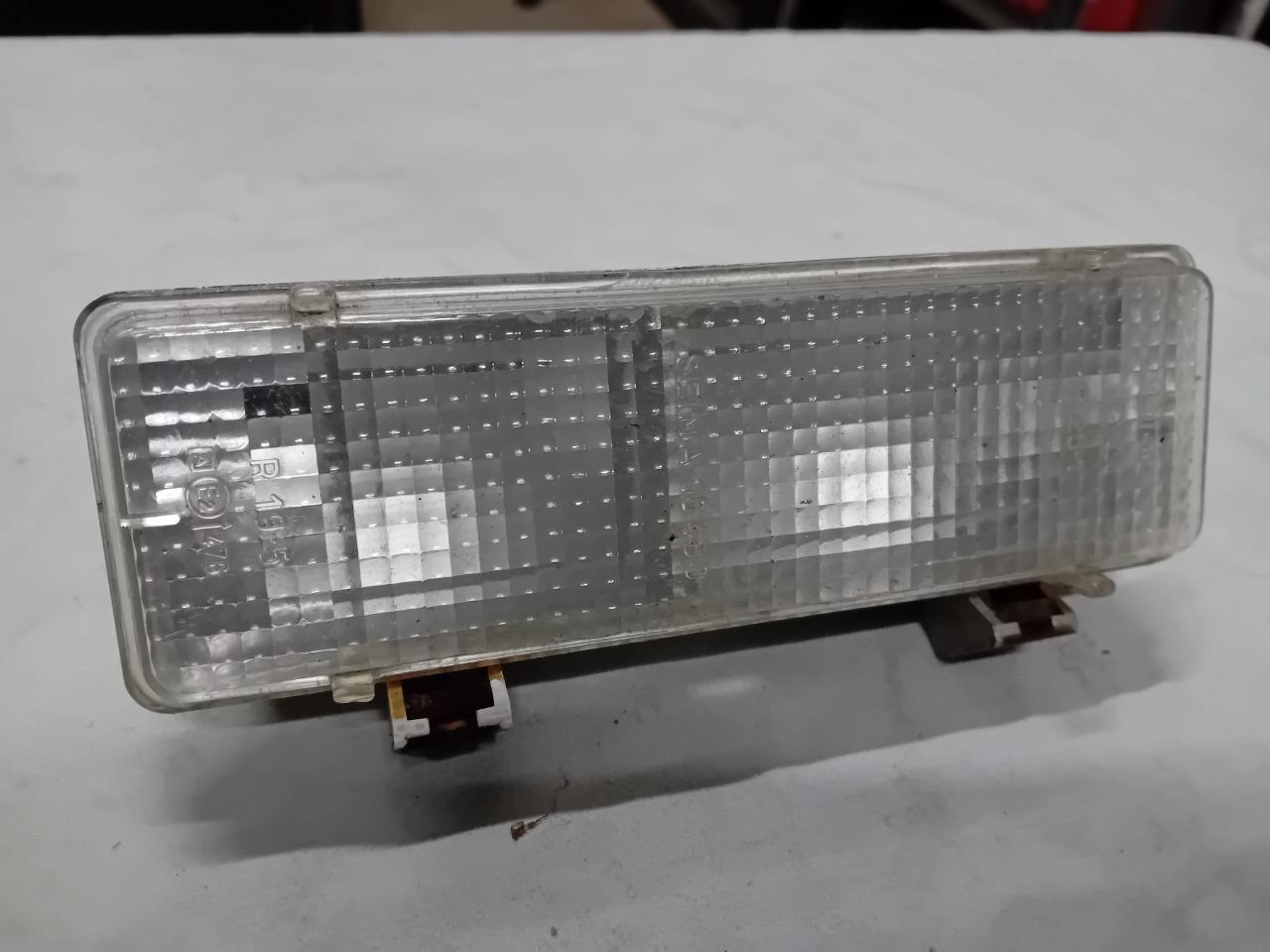 Clignotant gauche Renault 12 LesAnciennes.com