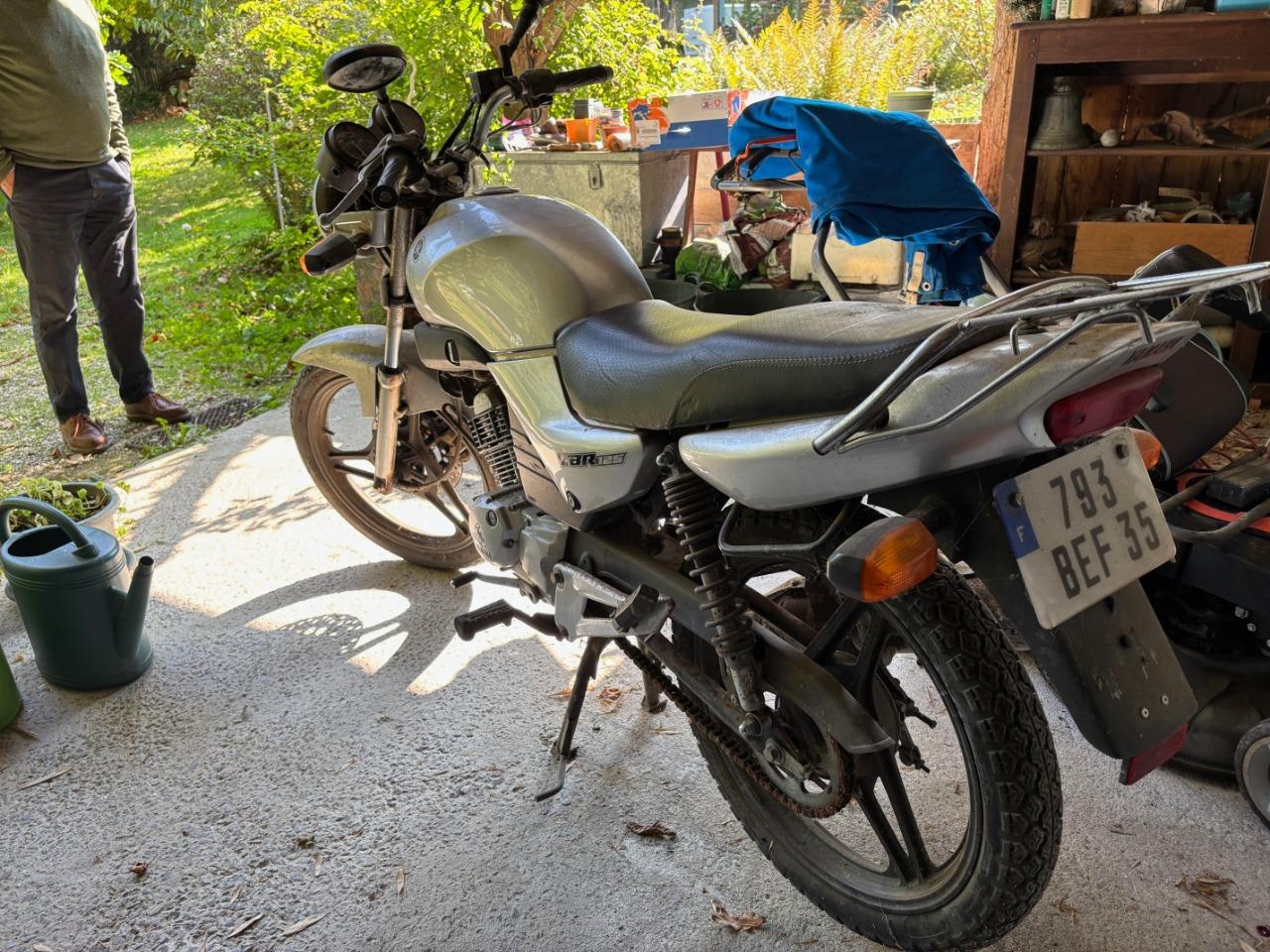 YAMAHA YBR125 - 2005 LesAnciennes.com