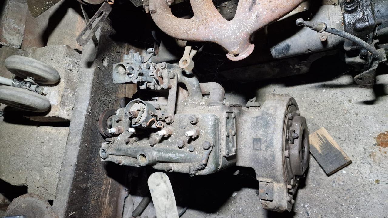 Moteurs boites sièges RENAULT Juvaquatre LesAnciennes.com