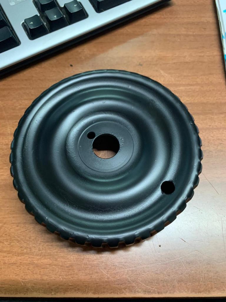 Poulie d'arbre à cames pour Maserati Biturbo LesAnciennes.com