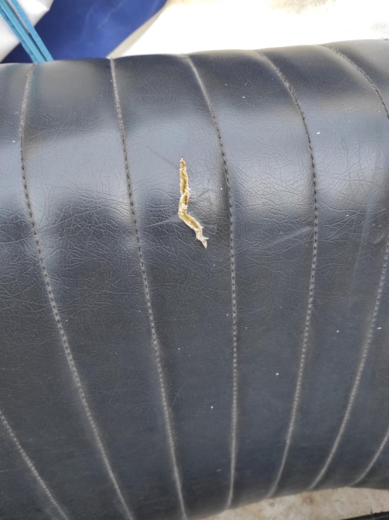 Siège RENAULT 8 (R8) LesAnciennes.com