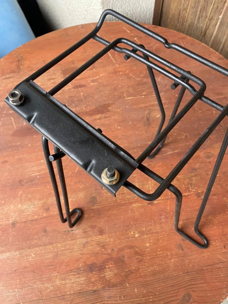 Support batterie CITROEN Méhari LesAnciennes.com