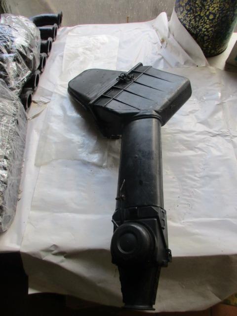 Boitier de filtre à air Volkswagen Golf S2 LesAnciennes.com