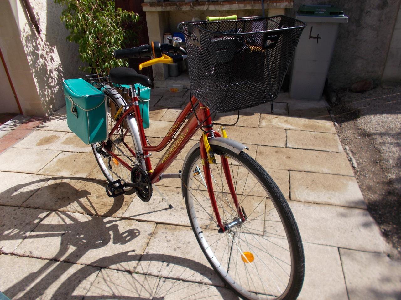 Vélo lejeune vtc restaure completement mixte LesAnciennes.com