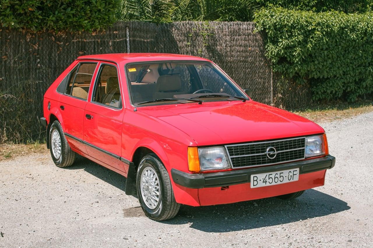 1984 Opel Kadett 1.3S LesAnciennes.com
