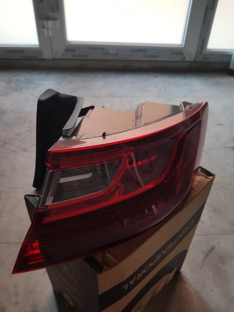 Feux RENAULT Megane LesAnciennes.com