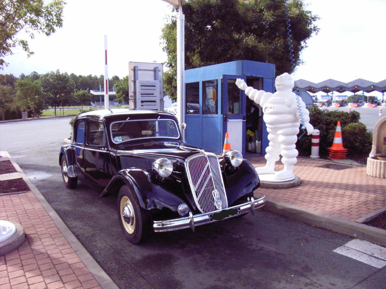 CITROEN Traction 15/6 D - 1950 LesAnciennes.com