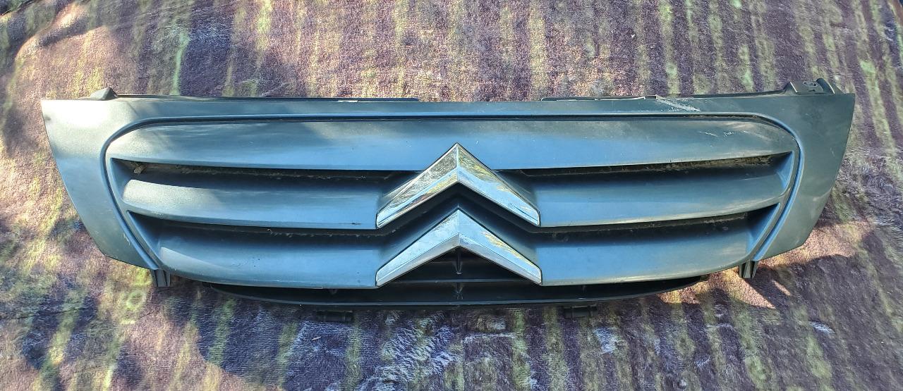 Calandre CITROËN C3 MK1 phase 2 imparfaite LesAnciennes.com