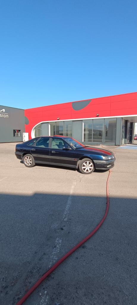 RENAULT Safrane 2.5 - 1999 LesAnciennes.com