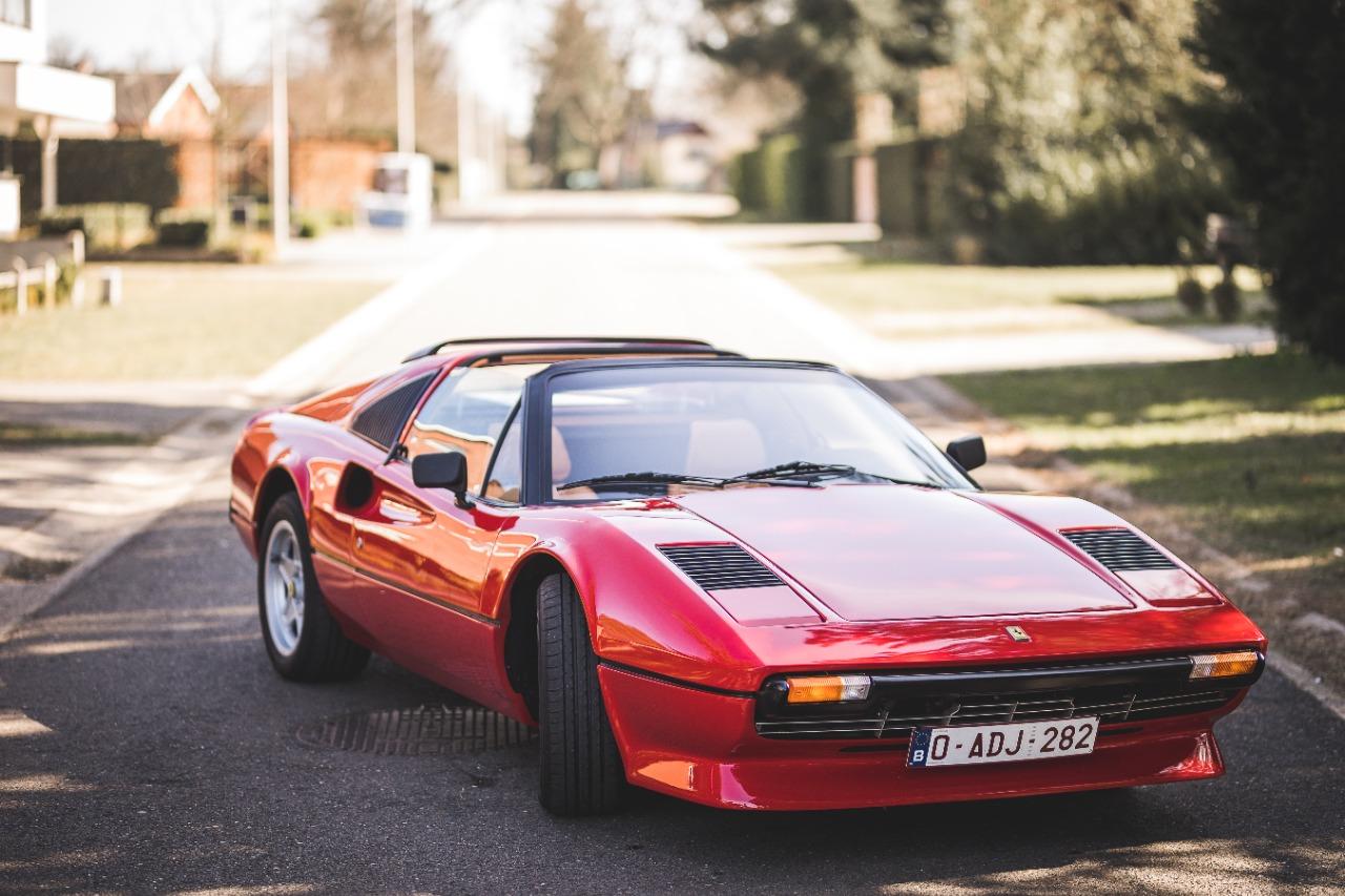 FERRARI 308 gtsi - 1984 LesAnciennes.com