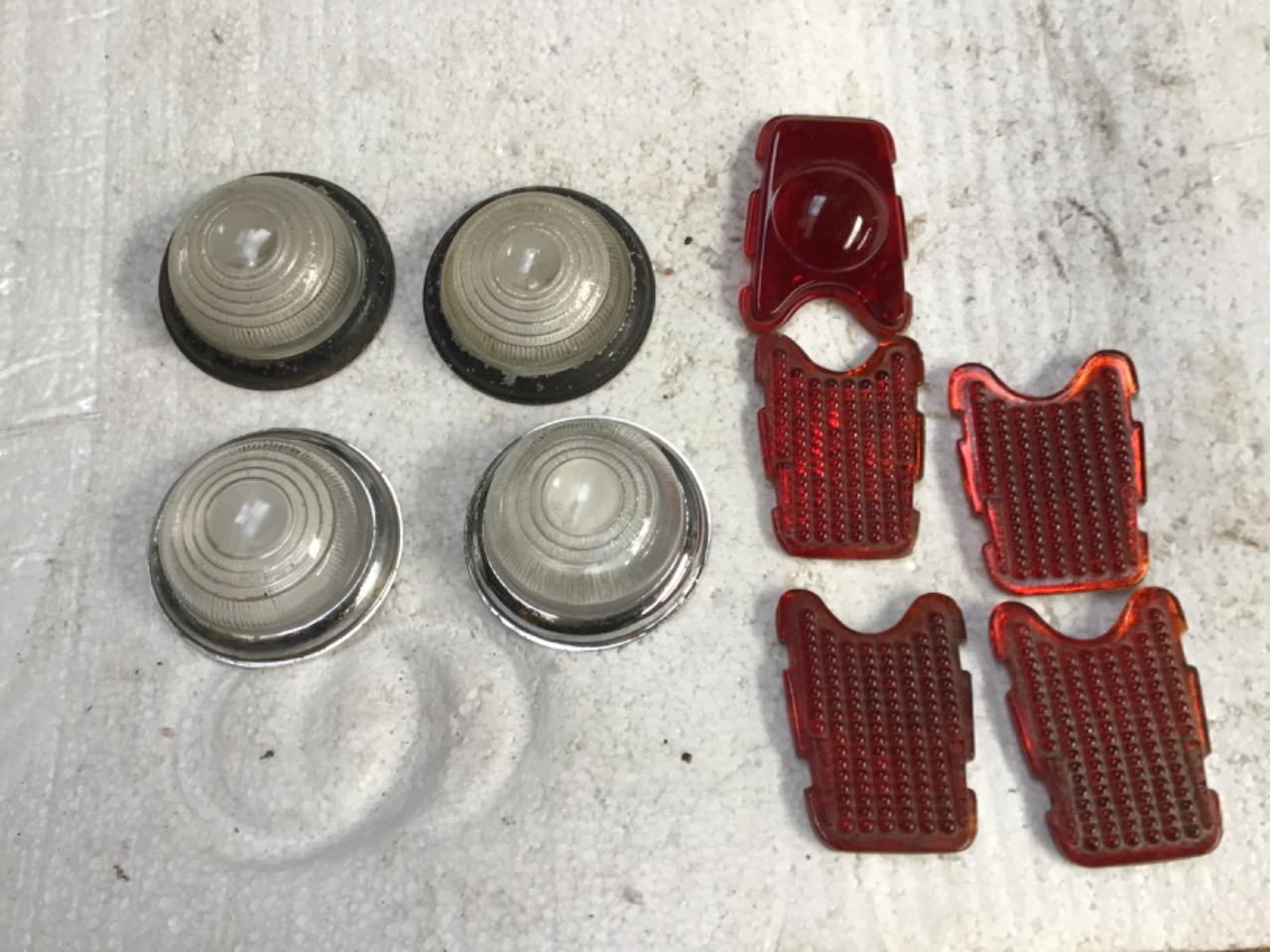 CABOCHONS VERRE PEUGEOT 203 D3 RENAULT PANHARD LesAnciennes.com