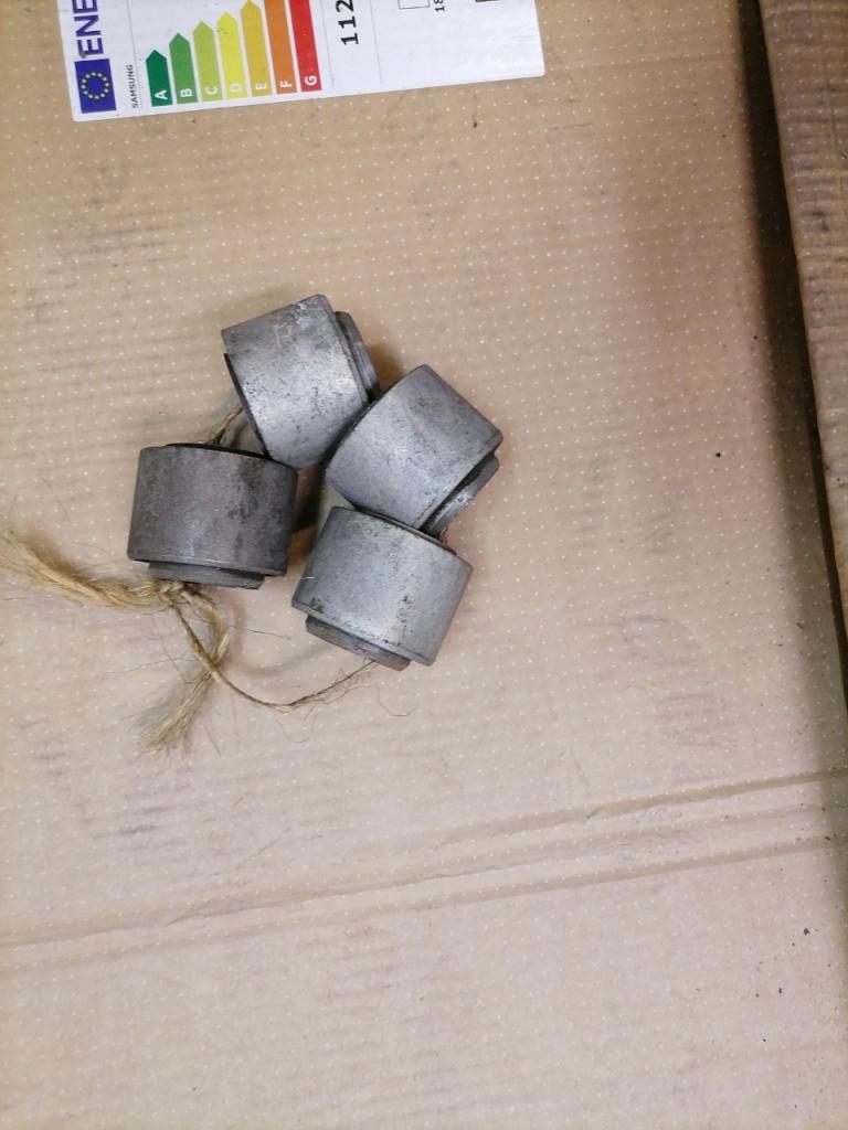 Silents blocs CITROEN Traction 15/6 D LesAnciennes.com