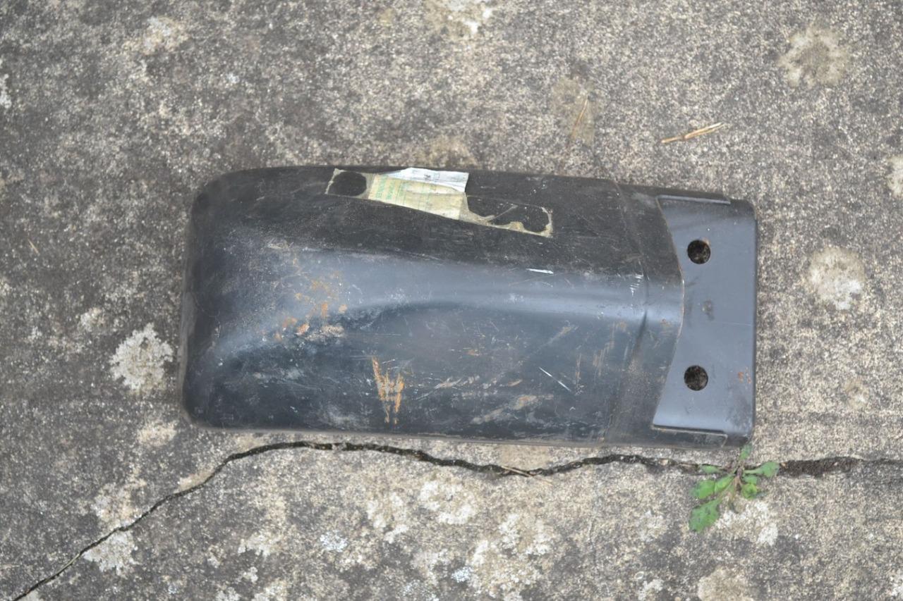 Lame pare-chocs AV G PEUGEOT J7, neuf LesAnciennes.com